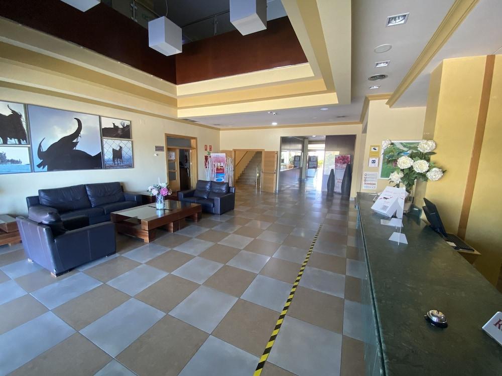 Hotel Montera Plaza Los Barrios Kültér fotó
