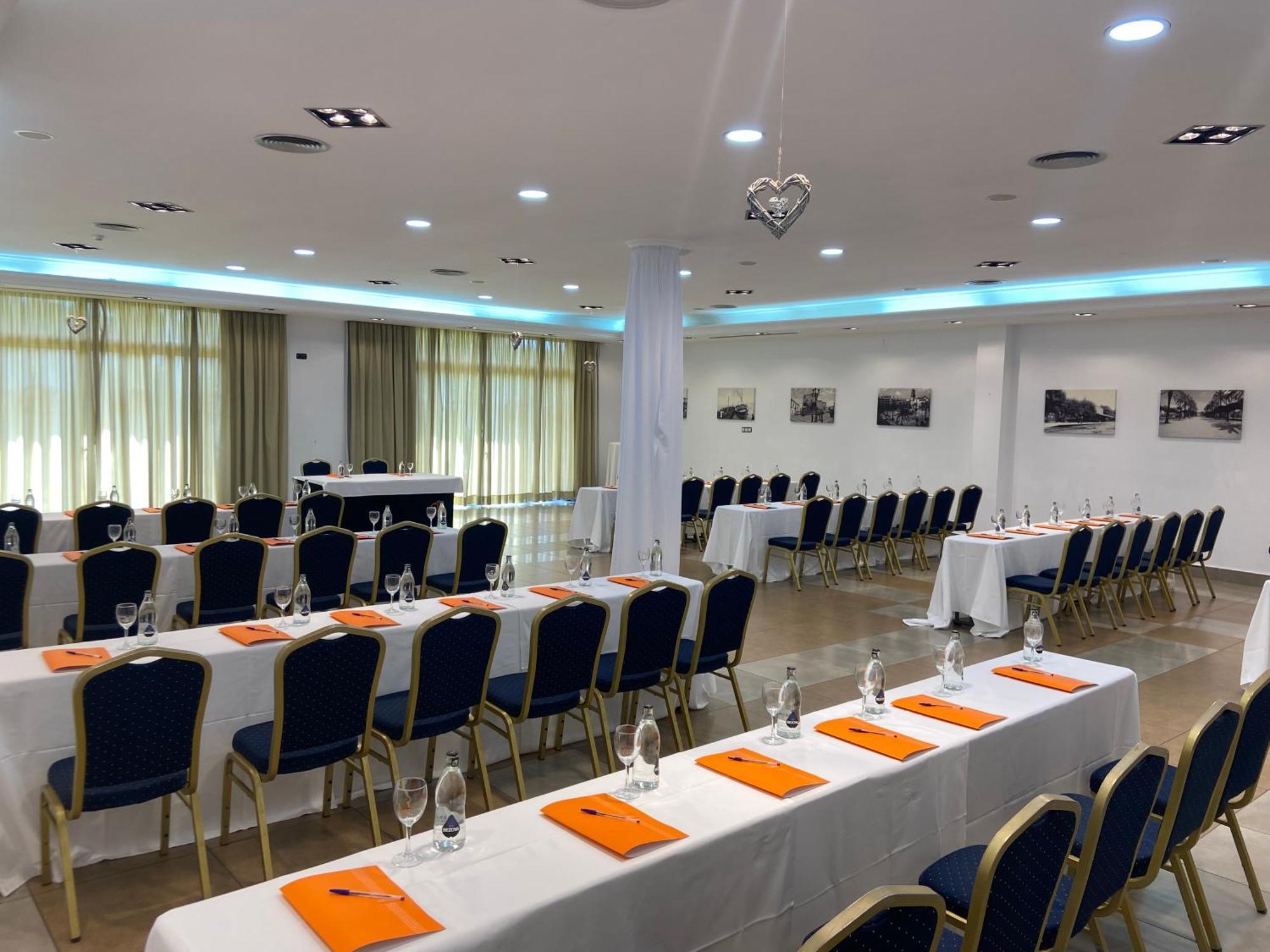Hotel Montera Plaza Los Barrios Kültér fotó