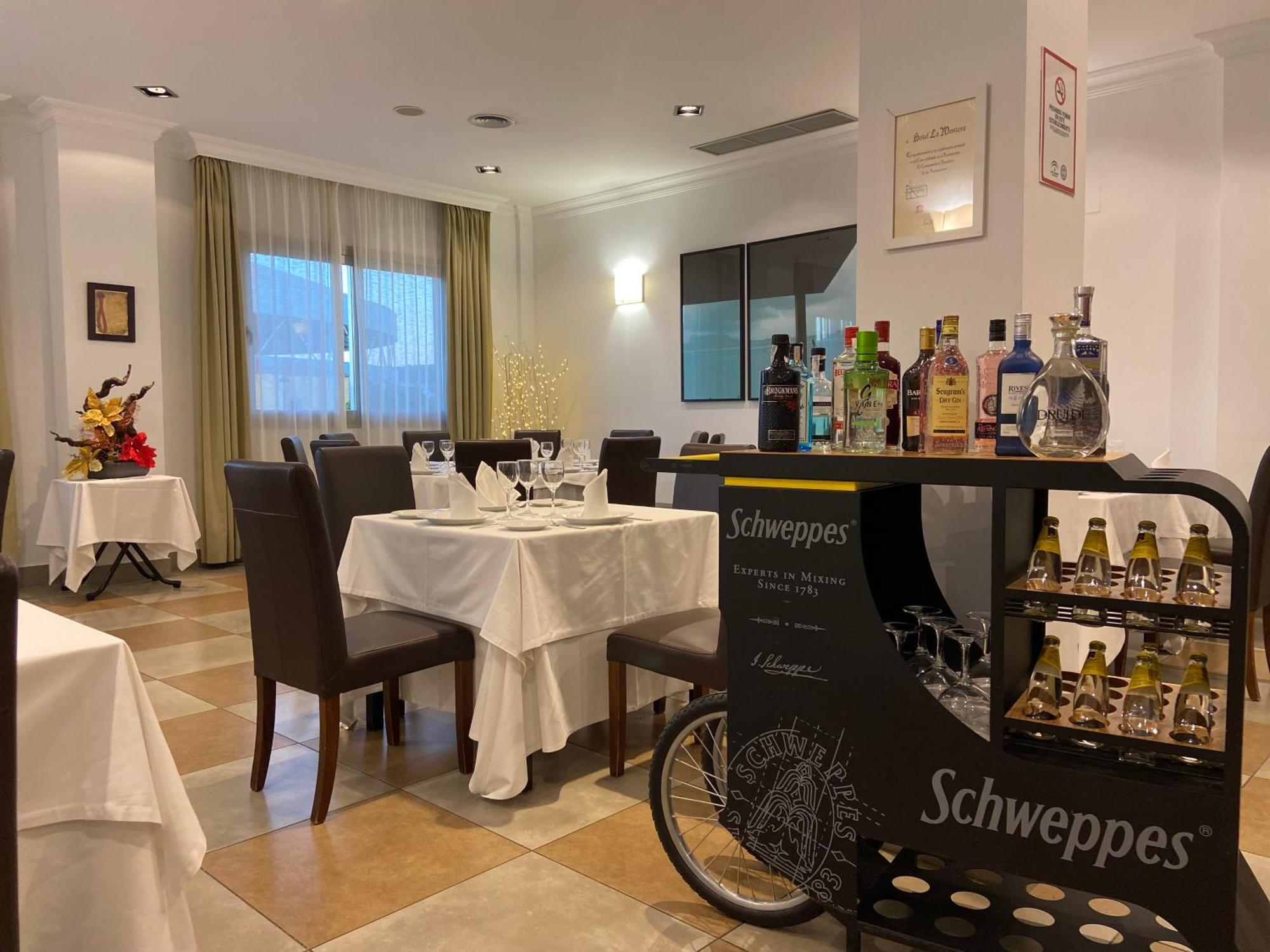Hotel Montera Plaza Los Barrios Kültér fotó